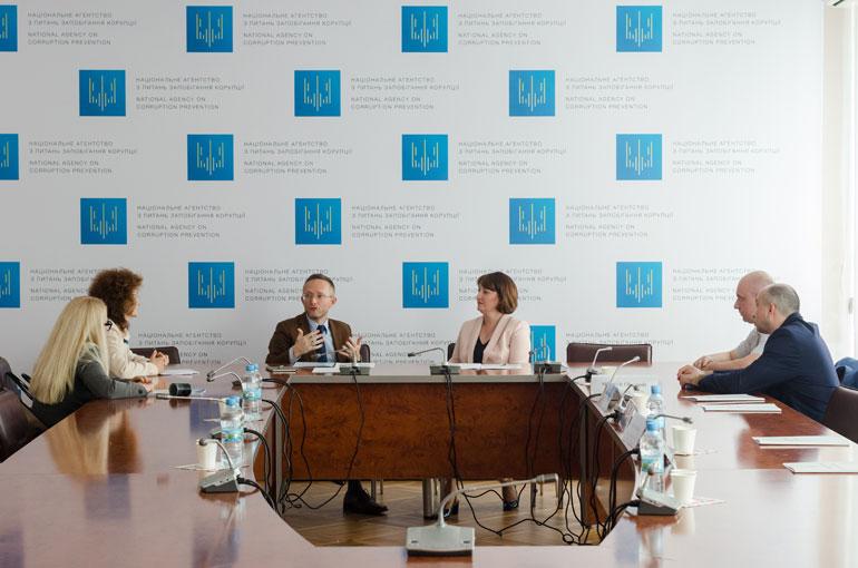 IFES and Ukraine’s National Agency for the Prevention of Corruption Sign MoU 