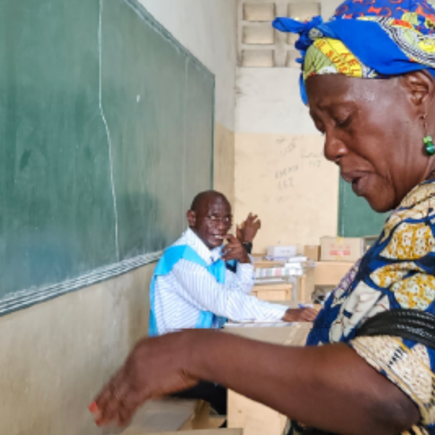 image of people voting.