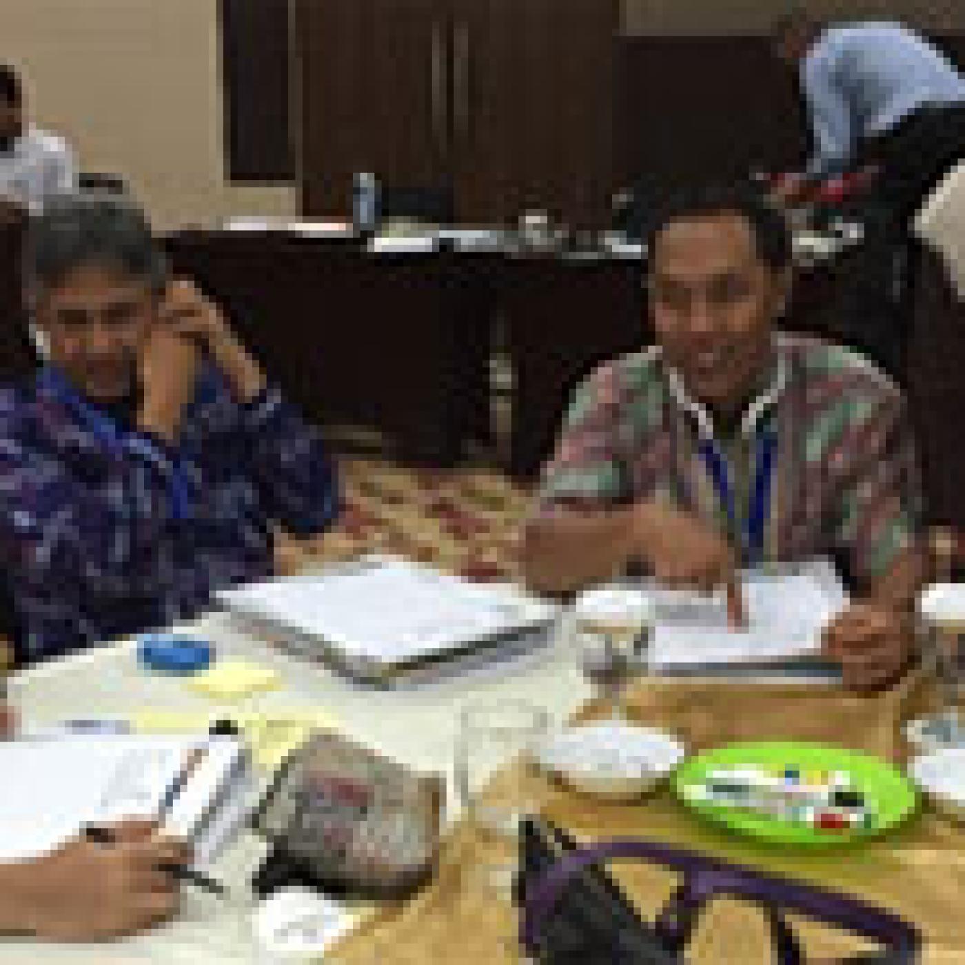 Participants discuss practical solutions to potential Election Day problems at the AGENDA Disability Rights and Elections Training in Bogor, Indonesia, from April 6-7, 2016.