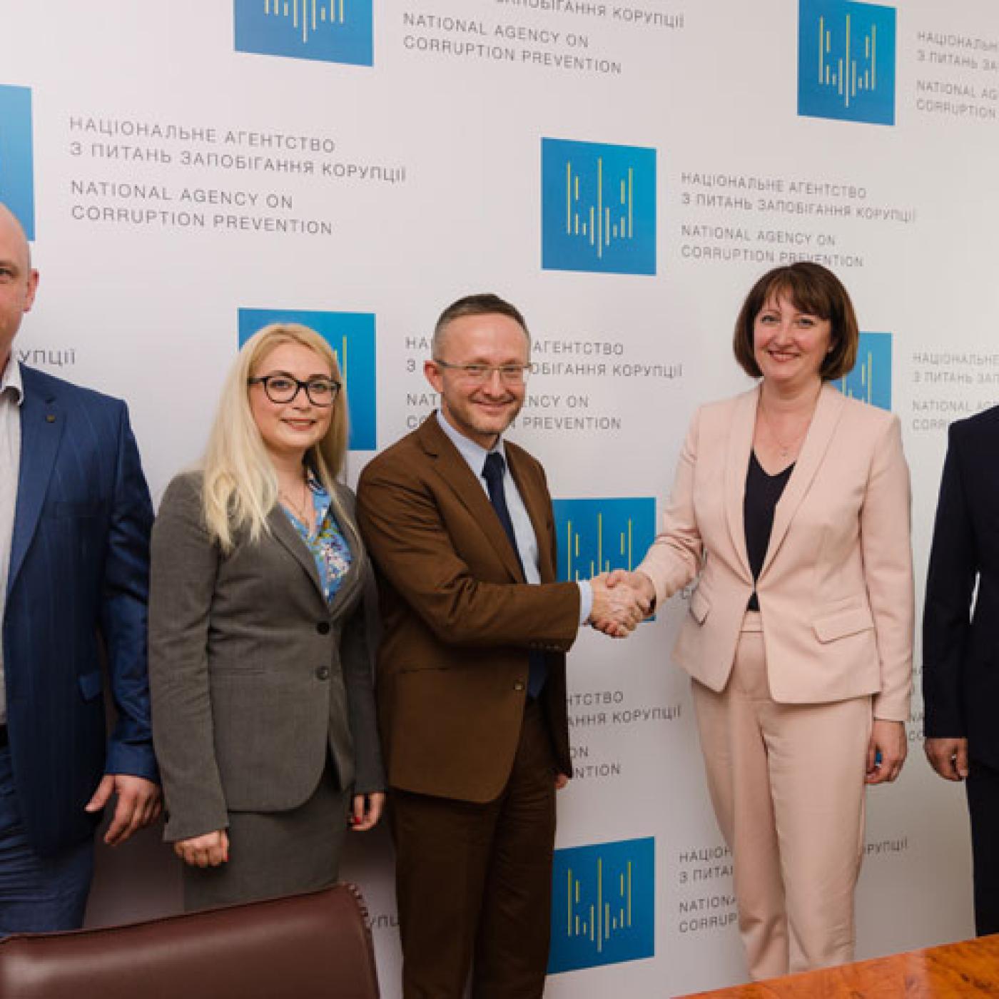 IFES and Ukraine’s National Agency for the Prevention of Corruption Sign MoU 